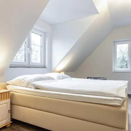 Haus Jensen 3 * 리스트