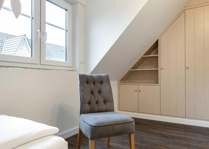 Haus Jensen 3 * List